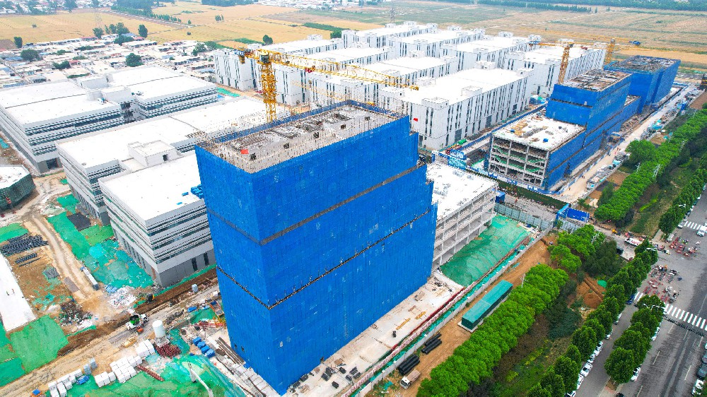中国二十二冶深圳电子信息产业园A区项目A2号综合楼主体结构封顶