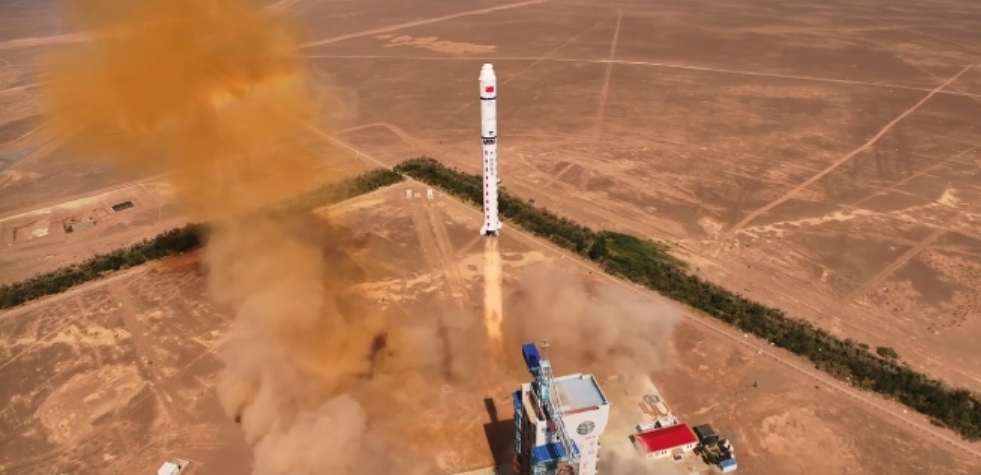 我国发射首颗地球物理场探测业务卫星